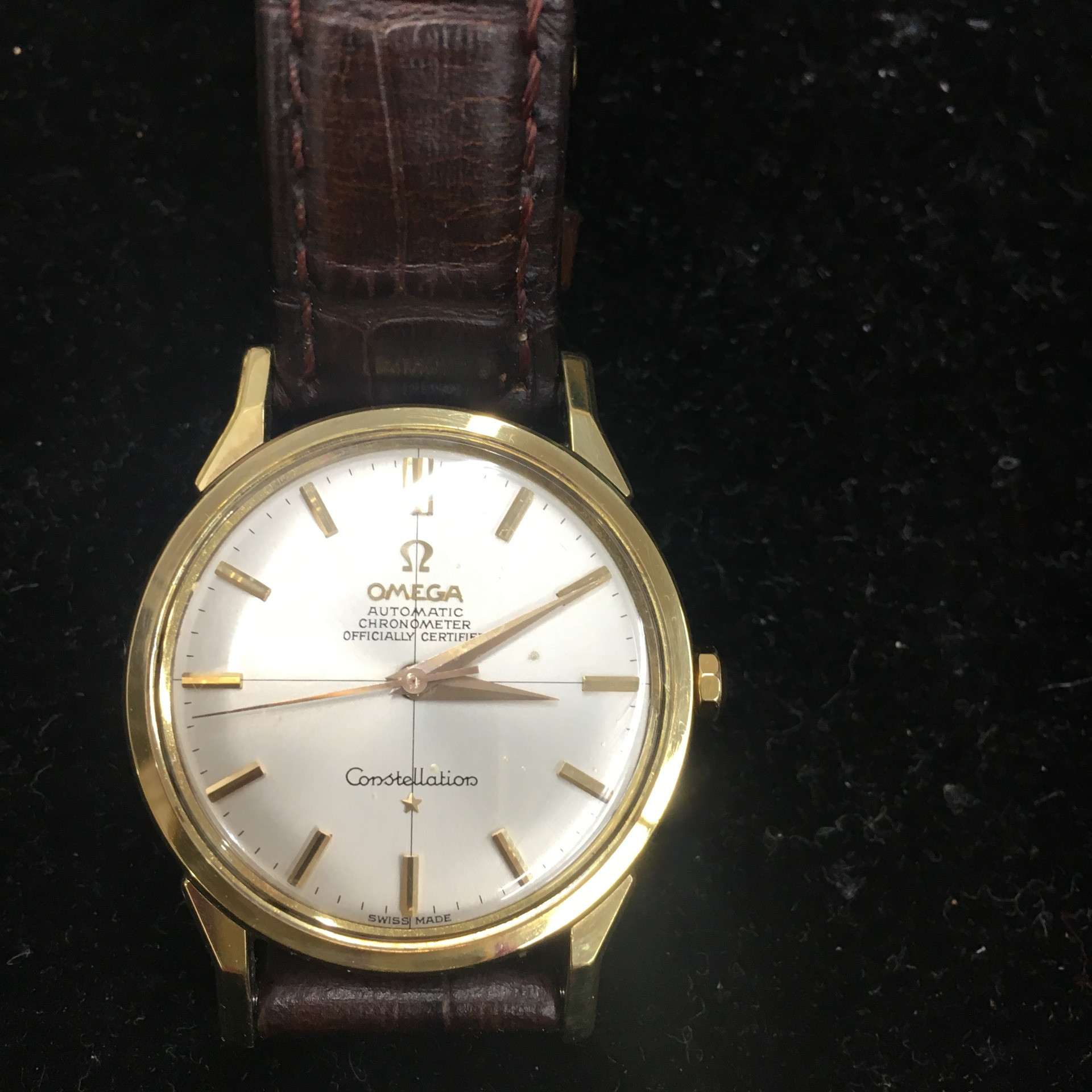 オメガのブランド時計を滋賀県草津市の男性からお買取しました。