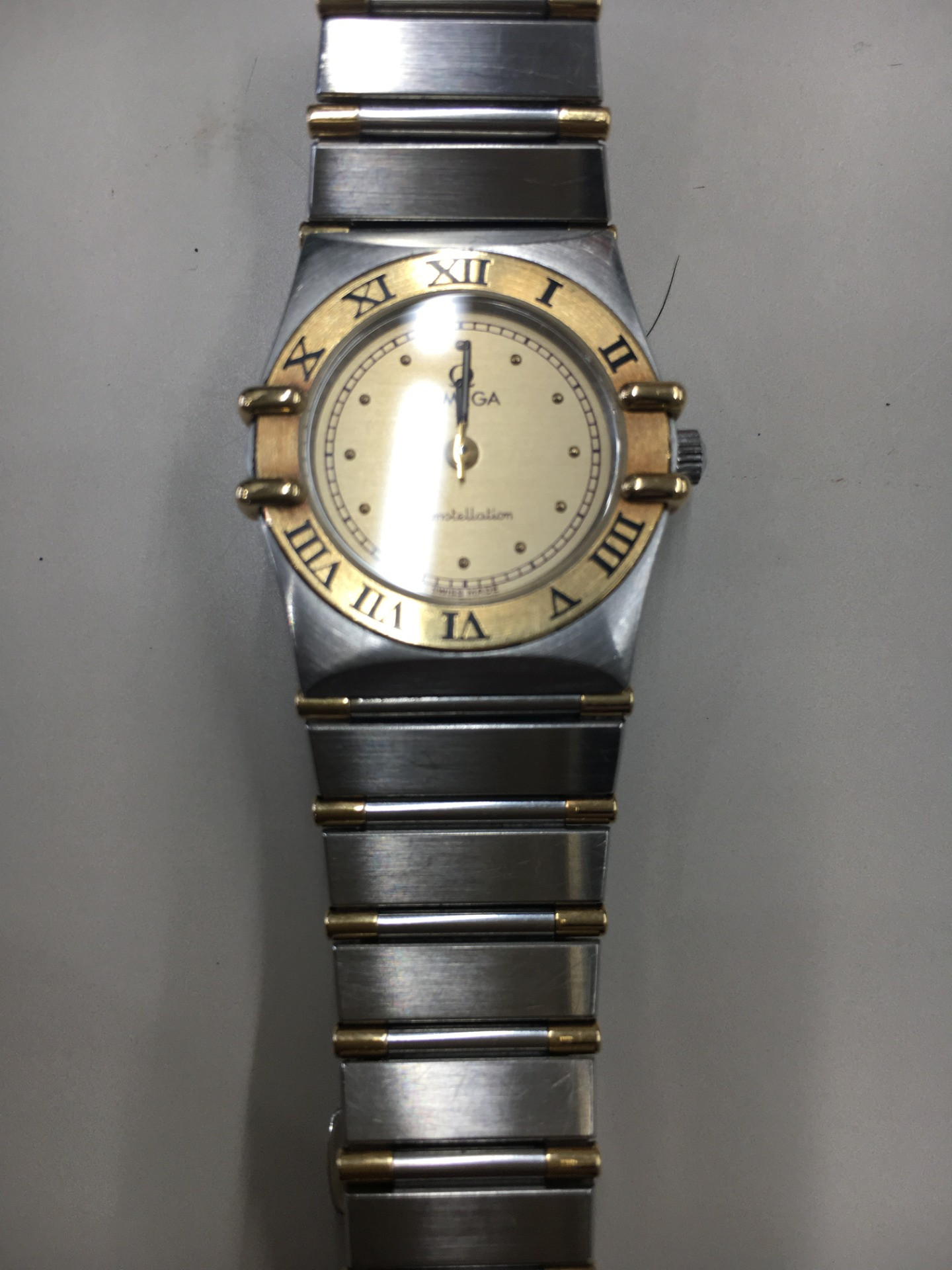 オメガのブランド時計を滋賀県近江八幡市の男性からお買取しました